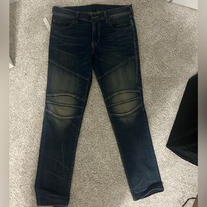 Men’s True Religion